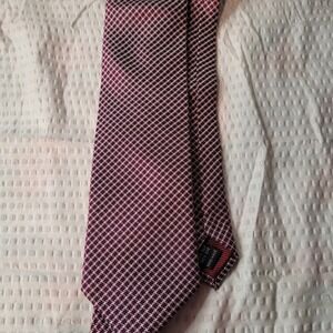 Bruno‎ Marchesi Mens Silk Necktie Burgundy White Geometric Hand Made Silk Tie